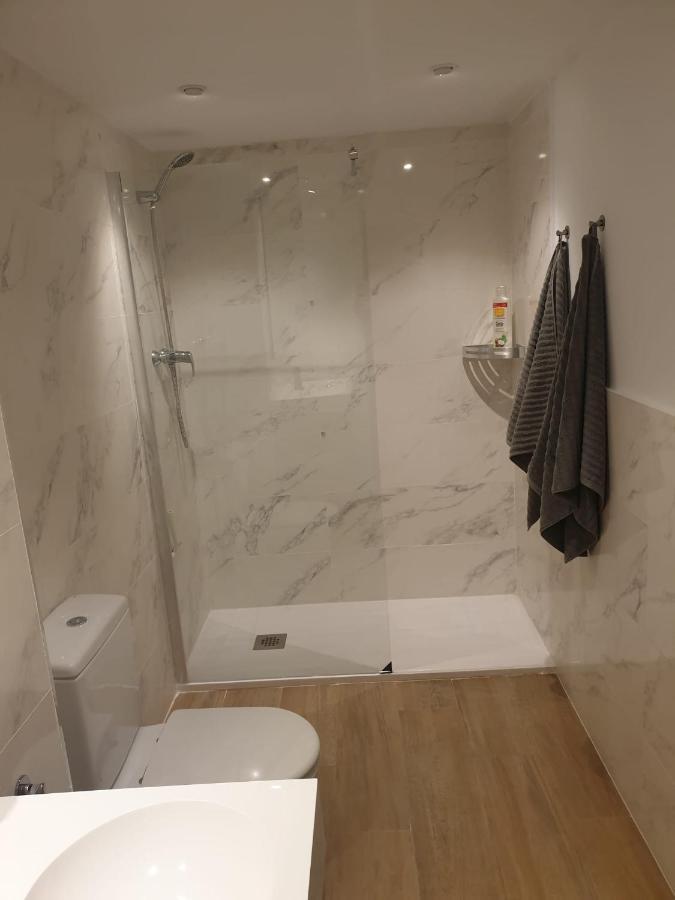 Maxx Apartamento Салоу Екстериор снимка